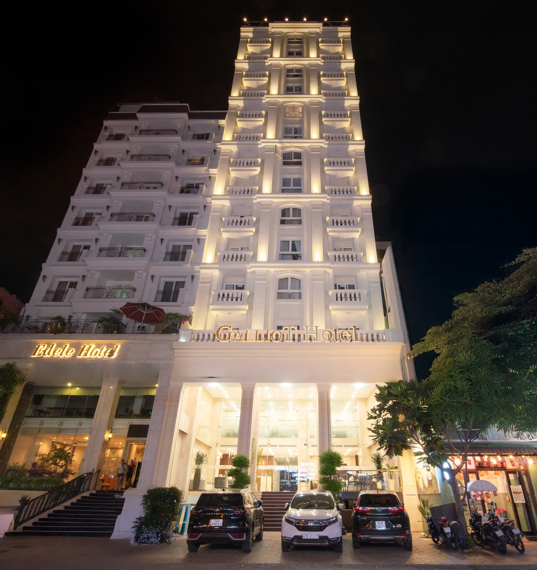 Galliot Hotel